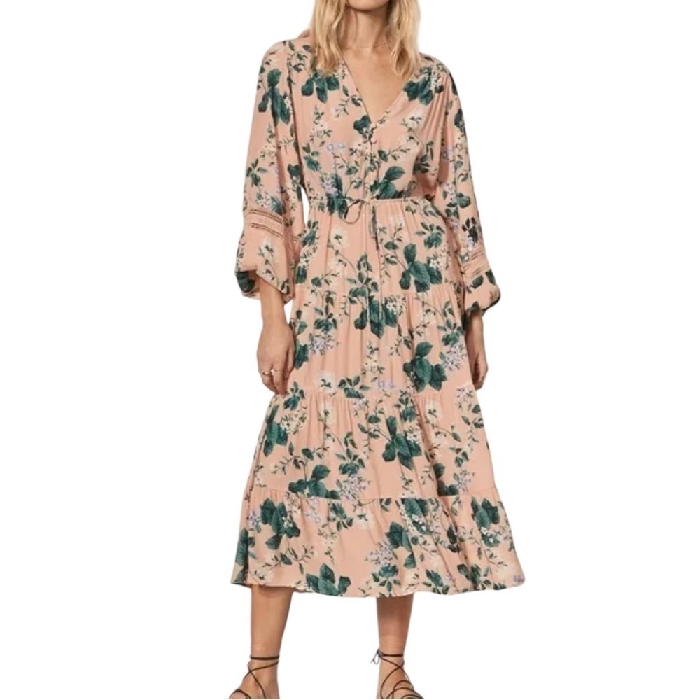 KIVARI Jemima Floral Long Sleeve Midi Dress‎